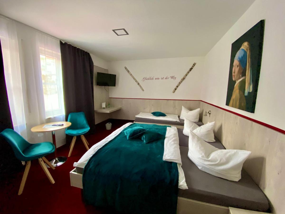 Hotel Wilder Mann Feuchtwangen Bagian luar foto