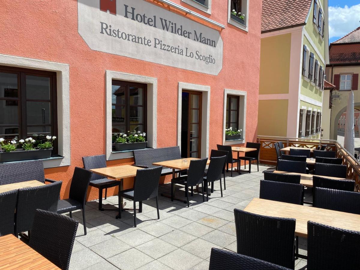 Hotel Wilder Mann Feuchtwangen Bagian luar foto